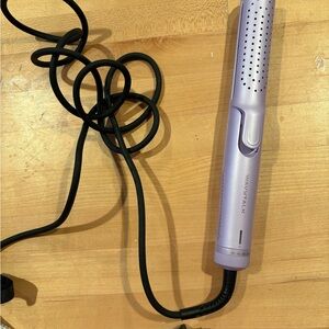 Wavytalk Purple Hair iron